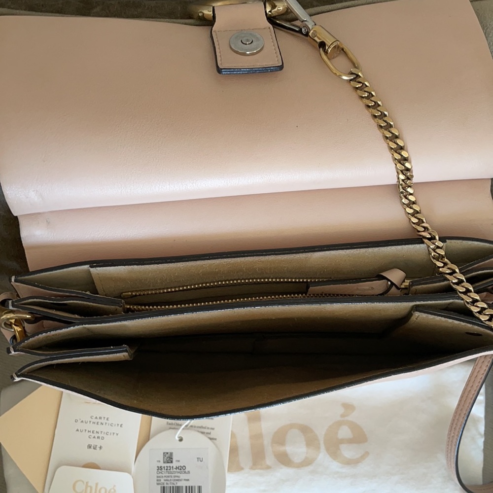 *Authentic* Medium Chloe Faye in Cement Pink - Picture 3 of 6